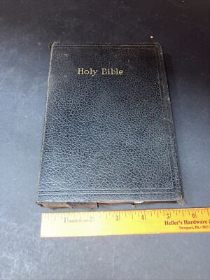 Holy Bible Illustrated Leather Bound-image