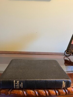✝️ KJV Thompson Chain Reference Bible Imported Morocco  Leather 4th Edition --image