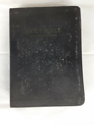 Holy Bible Dictionary Concordance In The King James Version Black Leather-image