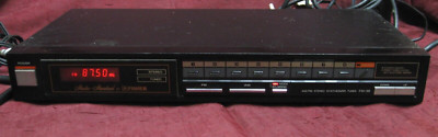 Digital tuner &power supply Fisher FM-39 Studio-Standard AM/FM Stereo Synthesize-image