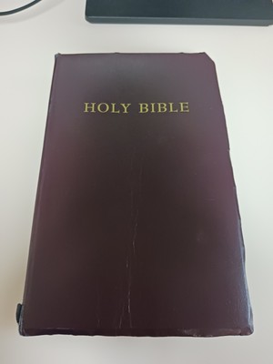 Holy Bible King James Version KJV Reference Edition Hendrickson Bonded Leather-image