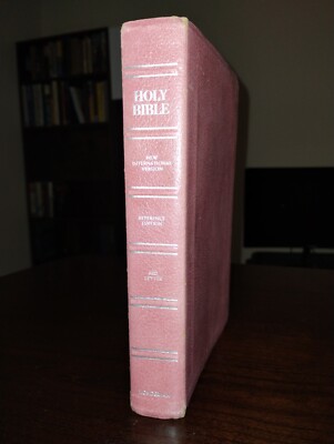 Pink Holy Bible: the New Classic Reference Bible, New International Version-image