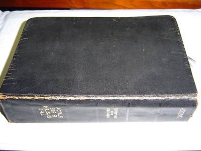THE SYSTEM BIBLE STUDY (1952) BLACK LEATHER -image