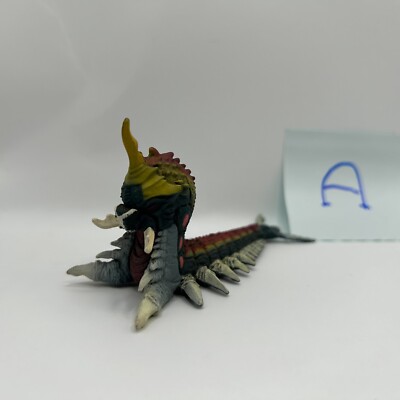 GODZILLA Battra Larva Mothra MONSTER Mini Figure Kaiju ToyDoll Japan BANDAI 1992-image