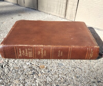 1983 Thompson Chain Reference Bible Bonded Leather Great Price! Fast Ship-image