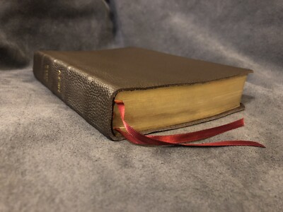 NKJV New King James Version center column reference bible Genuine Leather Brown-image