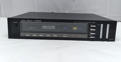 Vintage Fisher FM-660 Studio Standard AM/FM Stereo Synthesizer Tuner-image