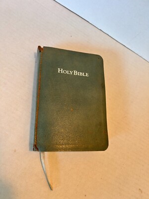 Thomas Nelson 750WB NKJV Blue Leather Bible 1983 Reference Red Letter Ed.-image