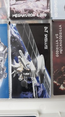 Godzilla Daikaiju Hyakka Cocoa Chocolate Cigarettes Card Japan 142-image