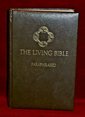 The Living Bible Paraphrased TYNDALE 1971 Hardcover Green Faux Leather Padded-image