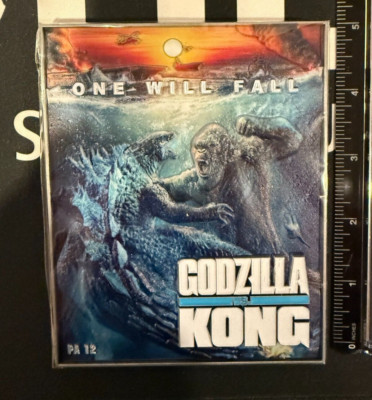 LITTLE LEAGUE Trading Pin GODZILLA Vs. KONG Large 5-inch 3D PIN Movie Poster-image
