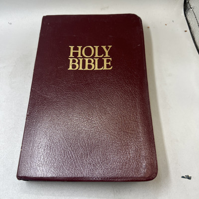 Holy Bible KJV Words Of Christ In red References Concordance Zondervan 1994-image