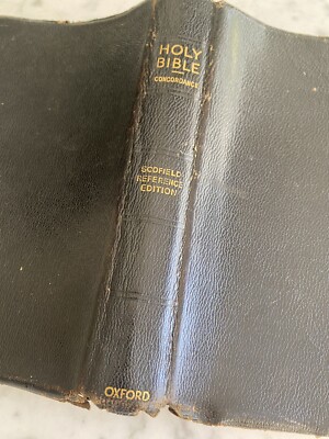 Holy Bible Scofield Reference Edition 1945 Oxford Morocco leather black vintage-image
