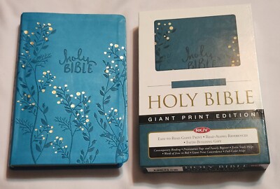 NKJV Giant Print Reference Bible, Turquoise Leathersoft-image