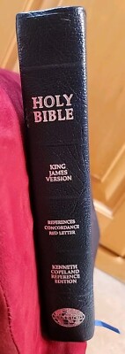 Holy Bible Kenneth Copeland Reference Edition KJV Red Letter Blue Leather 1991-image