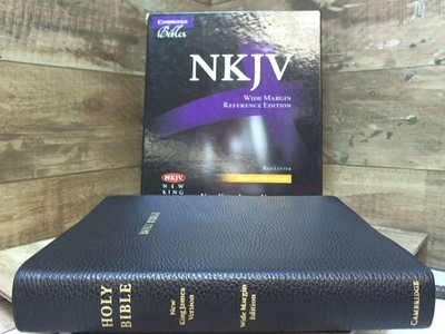 NKJV Aquila Wide Margin Reference Bible, Black Calf Split Leather, Red-letter Te-image