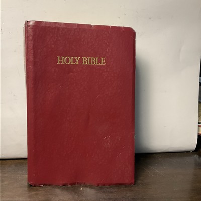 Holy Bible NKJV Giant Print Center Column Reference Edition By Tomas Nelson 1994-image