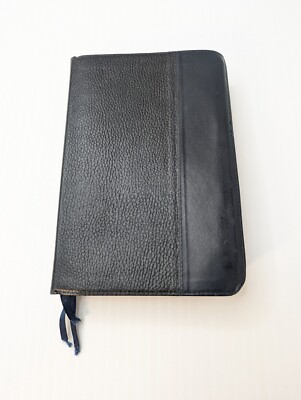 Holy Bible NKJV Red Letter Nelson Blue Soft Imitation Leather Softcover 1685SAM-image