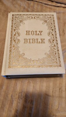 Holy Bible Family Record and Library Reference Edition Red Letter King James -image
