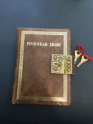Vintage Brown Leather  5 YEAR DIARY No Writing WITH Keys-image