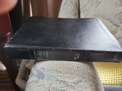Thompson Chain Reference 4th Improved Edition 1982 Black Leather  Red Letter-image