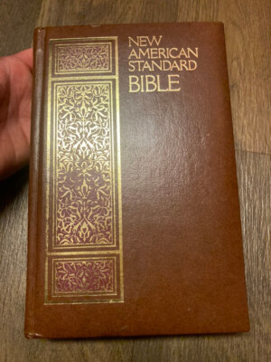 New American Standard Bible Brown Bonded Leather Thomas Nelson Publishers 1977-image
