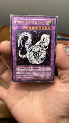 Yugioh Ultimate Rare 1st Edition Cyber Twin Dragon CRV-EN035-image