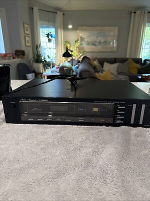 Fisher FM-600 AM/FM Stereo Synthesized Tuner Tested Working Nice See Photos-image