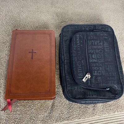 Holy Bible Personal Size NKJV Large Print Ref Brown Leather & Bible Cover-image