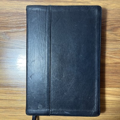 Zondervan NIV Thinline Large Print Reference Bible 2011 Black Premium Leather-image