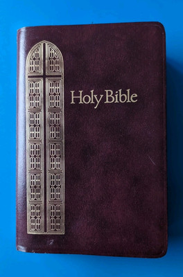 Holy Bible KJV Giant Print Regency Reference Concordance Red Letter 1990 Nelson-image