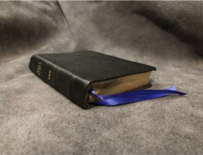 legacy standard bible lsb Portable Paragraph Black Leather Reference MacArthur-image