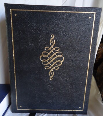 Reference Book : Elegant leather Edition ,The rifle in America Philip P Sharpe-image