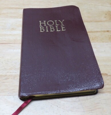 Holy Bible KJV References Red Letter Bonded Leather Concordance Zondervan 1994-image