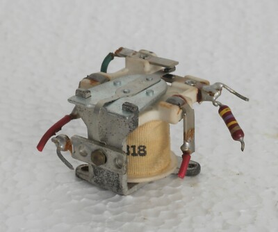 Fisher MF-300 Tuner Parts : Relay K4 ( K50314 )-image