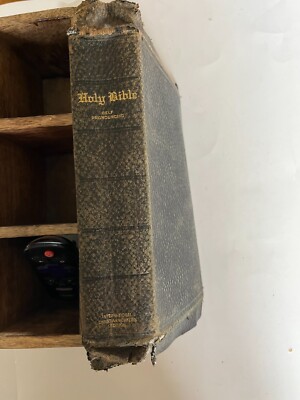 Vintage 1905 HOLY BIBLE, International Christian Worker's Edition, leather bound-image