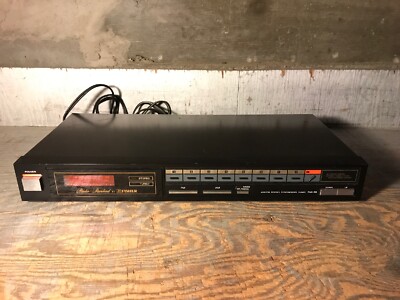 Studio Standard By Fisher AM/FM Stereo Synthetizer Tuner FM-39-image