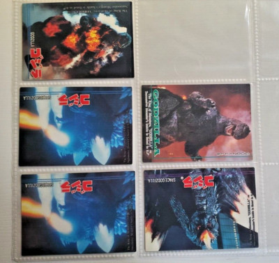 Godzilla card Japanese AMADA Vintage32 cards-image