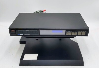 Fisher FM-273 AM/FM Stereo Synthesizer Tuner-image
