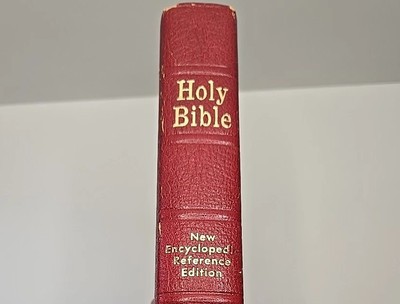 Holy Bible Genuine Red Leather New Encyclopedic Reference Edition ROYAL PUB 1971-image