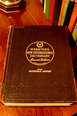 Webster's New International Dictionary Second Ed. Unabridged 1945 Red Cover-image