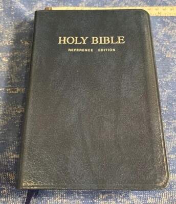 ✝️ Holy Bible Reference Edition Thomas Nelson 485B Navy Leather Red Letter 1972-image