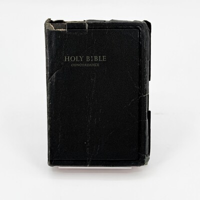 Vintage Holy Bible World KJV Red Letter Edition Genuine Leather Concordance-image