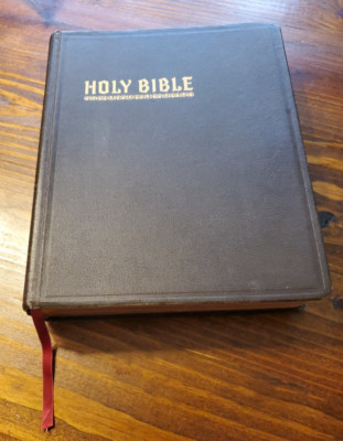 Holy Bible 1951 Hertel Blue Ribbon New Standard Reference Red Letter Edition-image