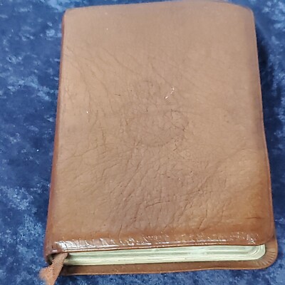 Holy Bible KJV Holman Verse Reference Jewel Edition Calfskin Tan Concordance -image