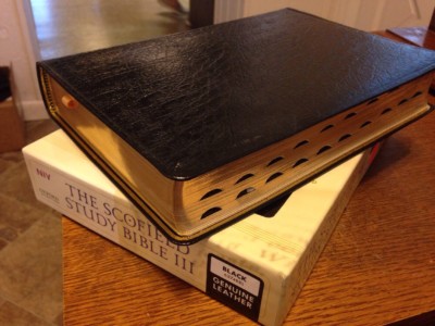 NEW! 1984 Scofield Study Bible III ~ NIV Black GENUINE Leather Indexed -image