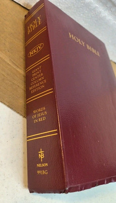 Nelson Regency Holy Bible NKJV 991BG VTG Giant Print Center Column Reference -image