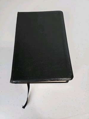 The New Open Bible KJV Study Edition Nelson 187 Leather 1990-image