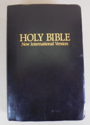 Holy Bible NIV Red Letter Zondervan 1994 Black Leather Bound-image