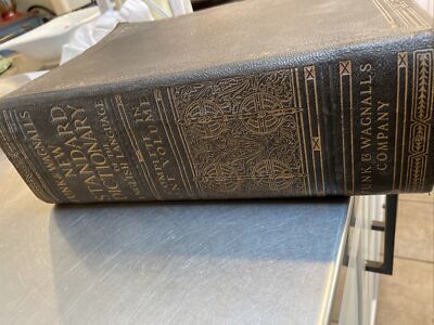Funk & Wagnalls New Standard Dictionary of the English Language. Vintage 1913-image